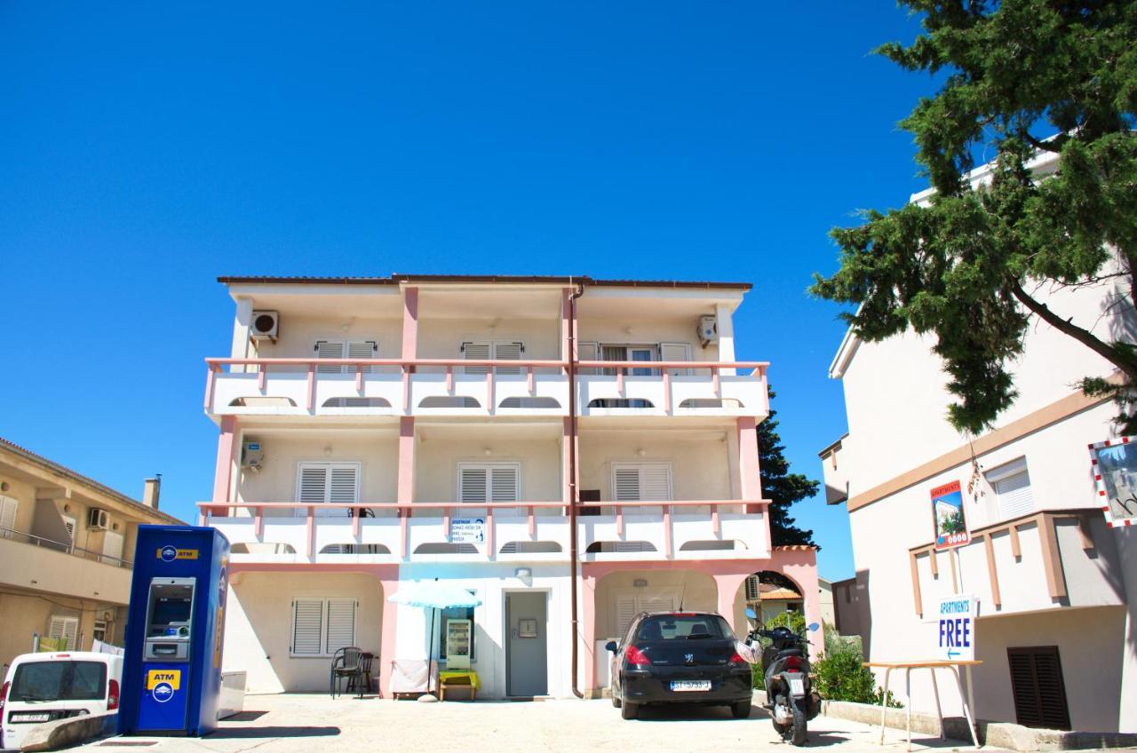 Apartmani Vidusin โนวาลยา ภายนอก รูปภาพ