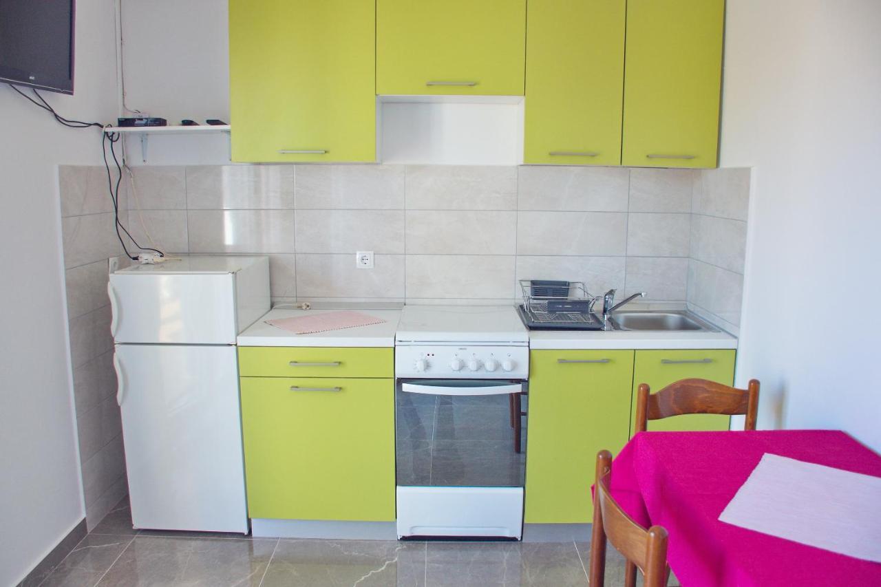 Apartmani Vidusin โนวาลยา ภายนอก รูปภาพ