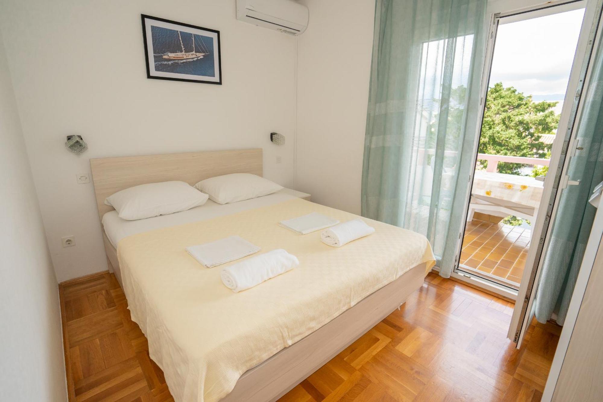 Apartmani Vidusin โนวาลยา ภายนอก รูปภาพ