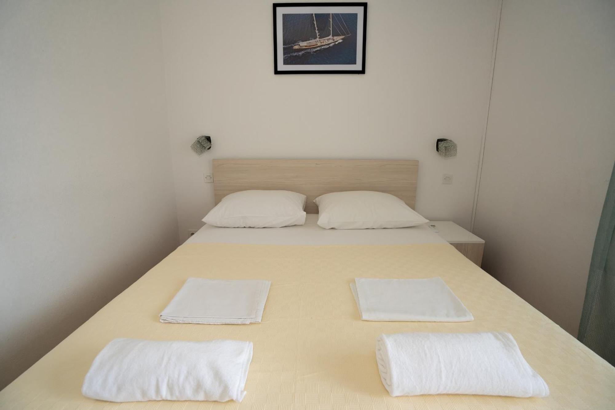 Apartmani Vidusin โนวาลยา ภายนอก รูปภาพ