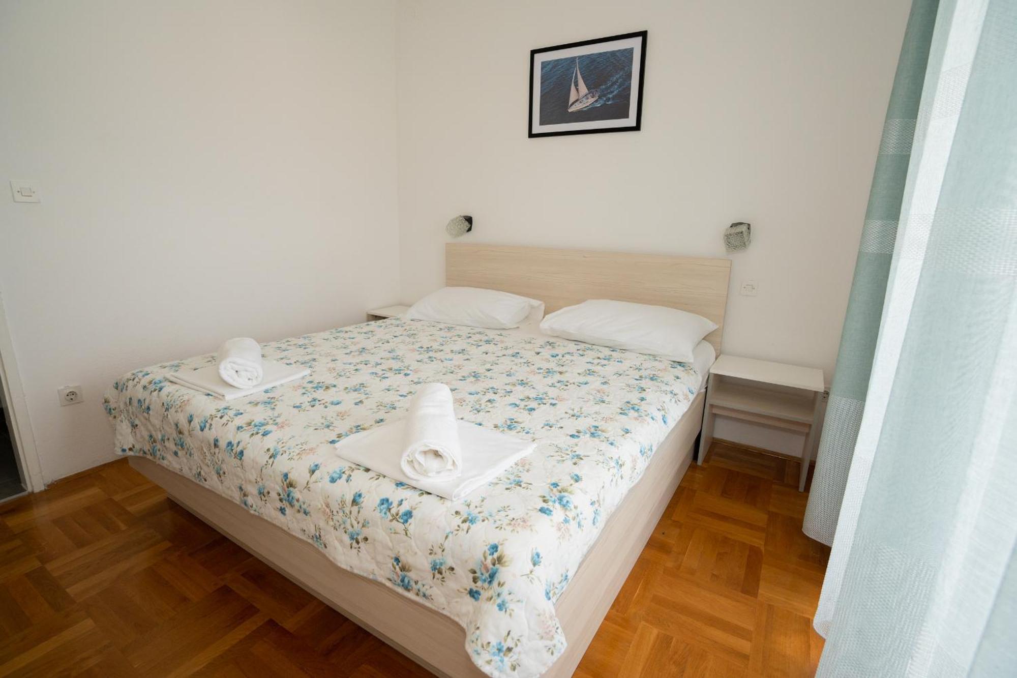 Apartmani Vidusin โนวาลยา ภายนอก รูปภาพ