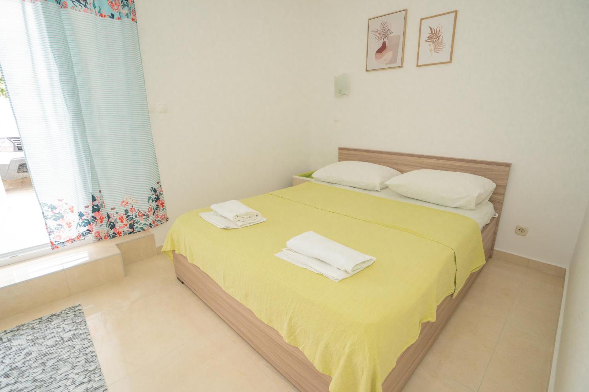 Apartmani Vidusin โนวาลยา ภายนอก รูปภาพ