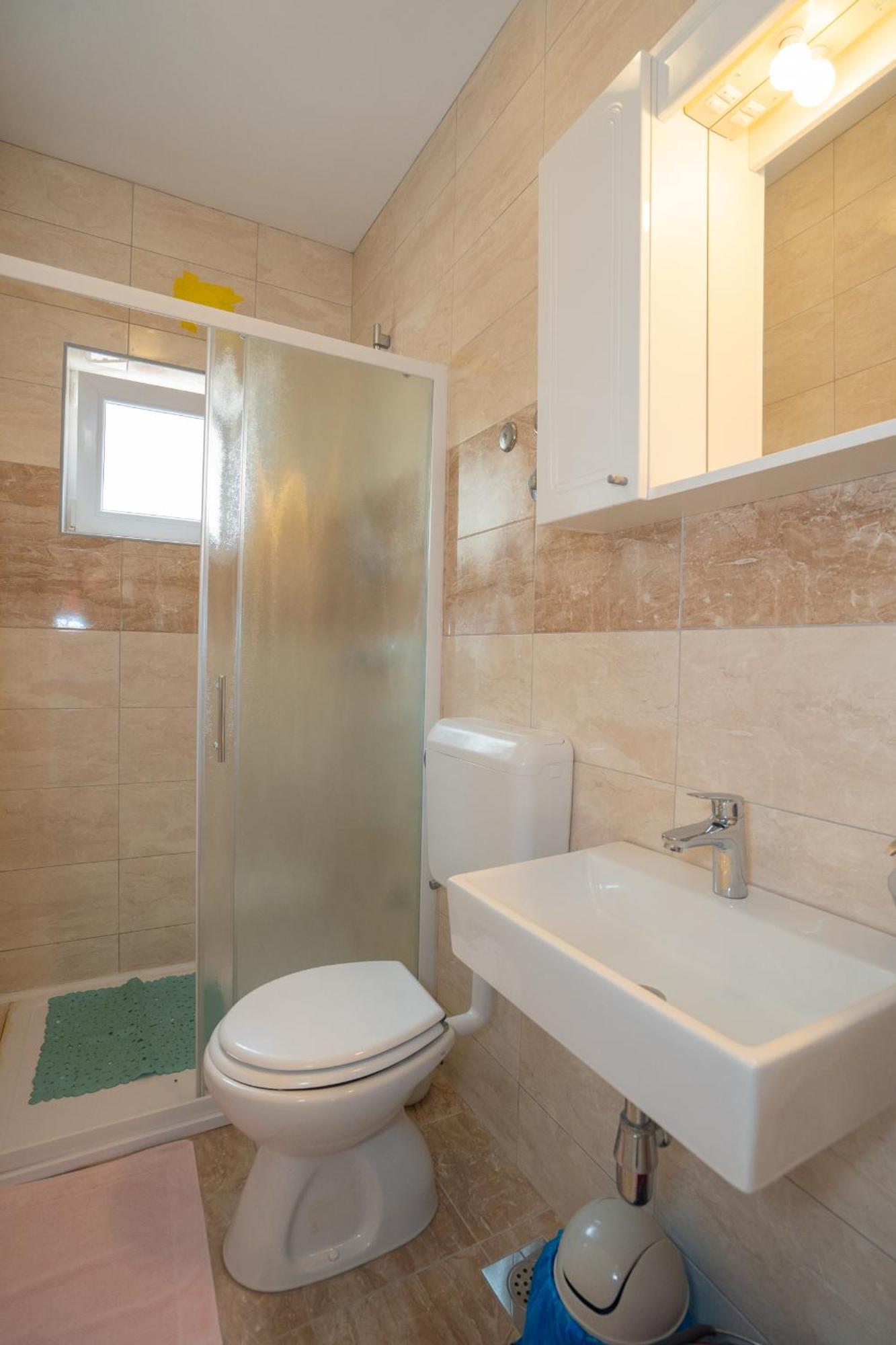 Apartmani Vidusin โนวาลยา ภายนอก รูปภาพ