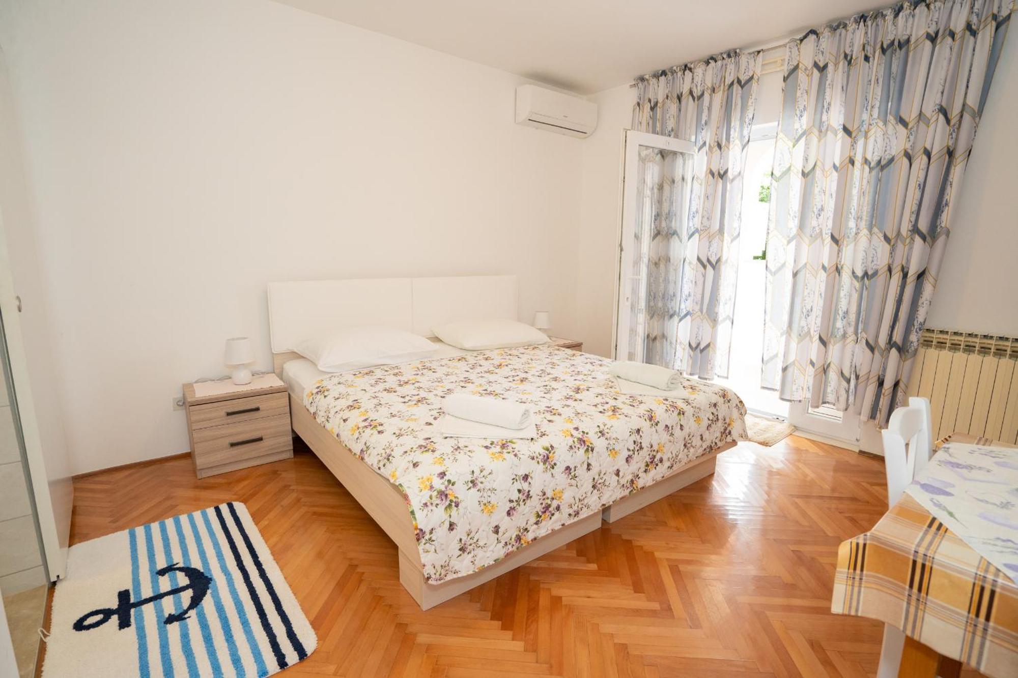 Apartmani Vidusin โนวาลยา ภายนอก รูปภาพ